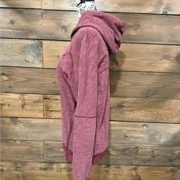 Heathered Pink Relaxed Hoodie with Long Sleeves and Ribbed Details​ - Picture 6 of 7